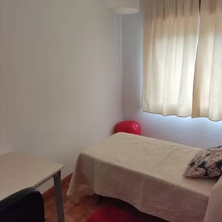 Acogedor Piso En Primera Linea De Mar- 8 Huespedes * A Guarda