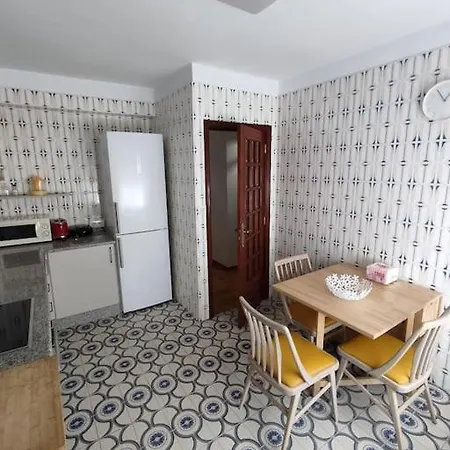 Acogedor Piso En Primera Linea De Mar- 8 Huespedes Daire A Guarda