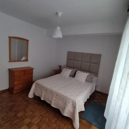Acogedor Piso En Primera Linea De Mar- 8 Huespedes * A Guarda